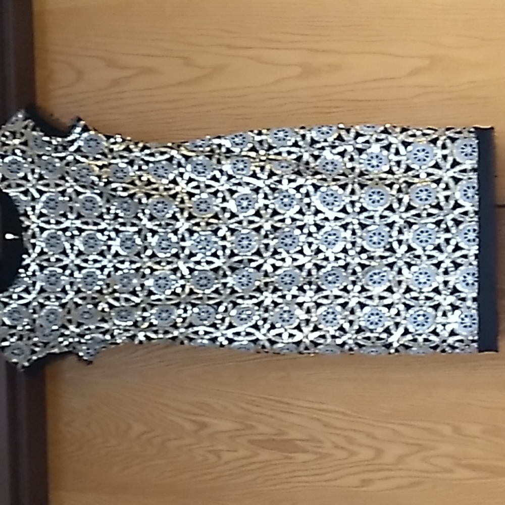VINCE CAMUTO BLACK COCKTAIL DRESS W/SEQUINS WEDDING PERFECT!  🥂 Ladies SZ 2 - Picture 4 of 11